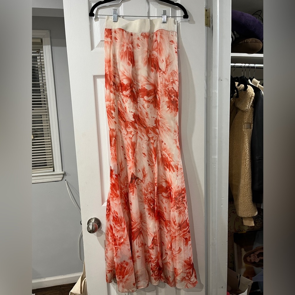 GIAMBATTISTA VALLI
Silk Long Skirt